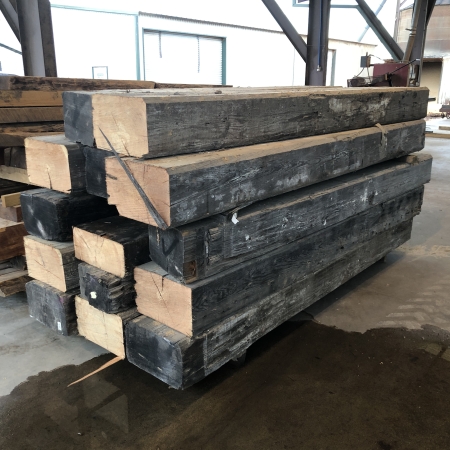 1746496863-reclaimed-wood-beams-07.jpg